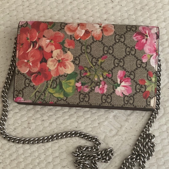 Gucci Handbags - Gucci Chain Wallet - Blooms print GG coated